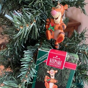 Hallmark Disney 1991 Tigger Ornament Handcrafted